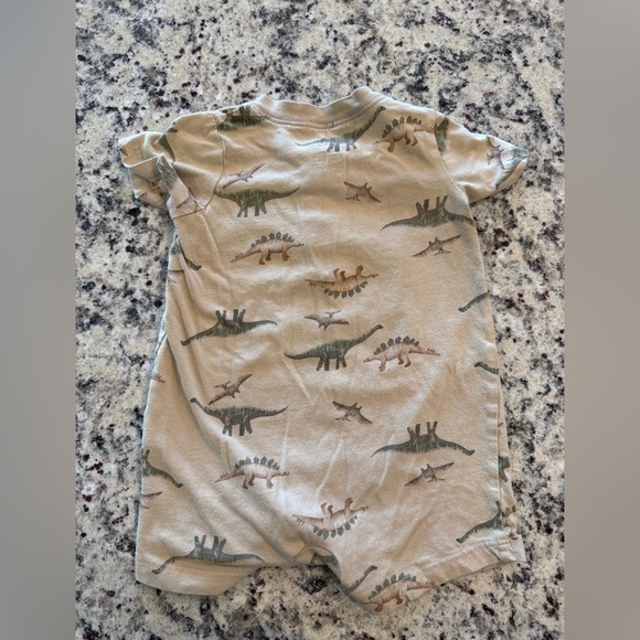 Carter's Baby Beige Dinosaur and Green Romper Bodysuit Set Size 12 Months - Picture 3 of 9